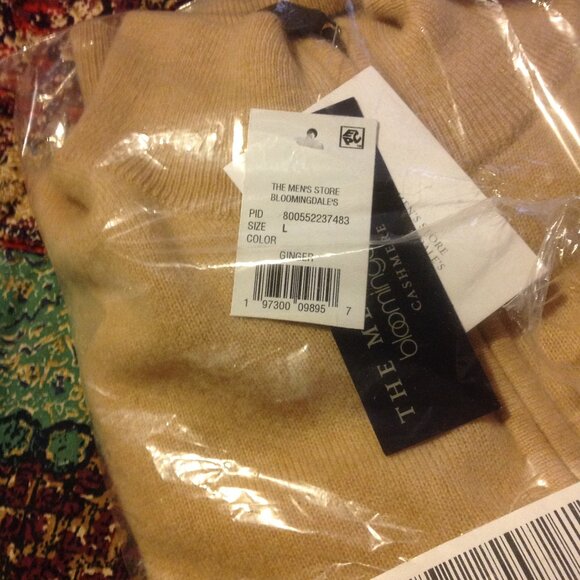 Bloomingdale's Men's Tan 1/4 Zip Cashmere Sweater - Large - New with Tags - Picture 3 of 5